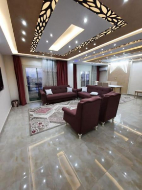 شقة المهندسين جامعة الدول اطلالة على النيل مميز